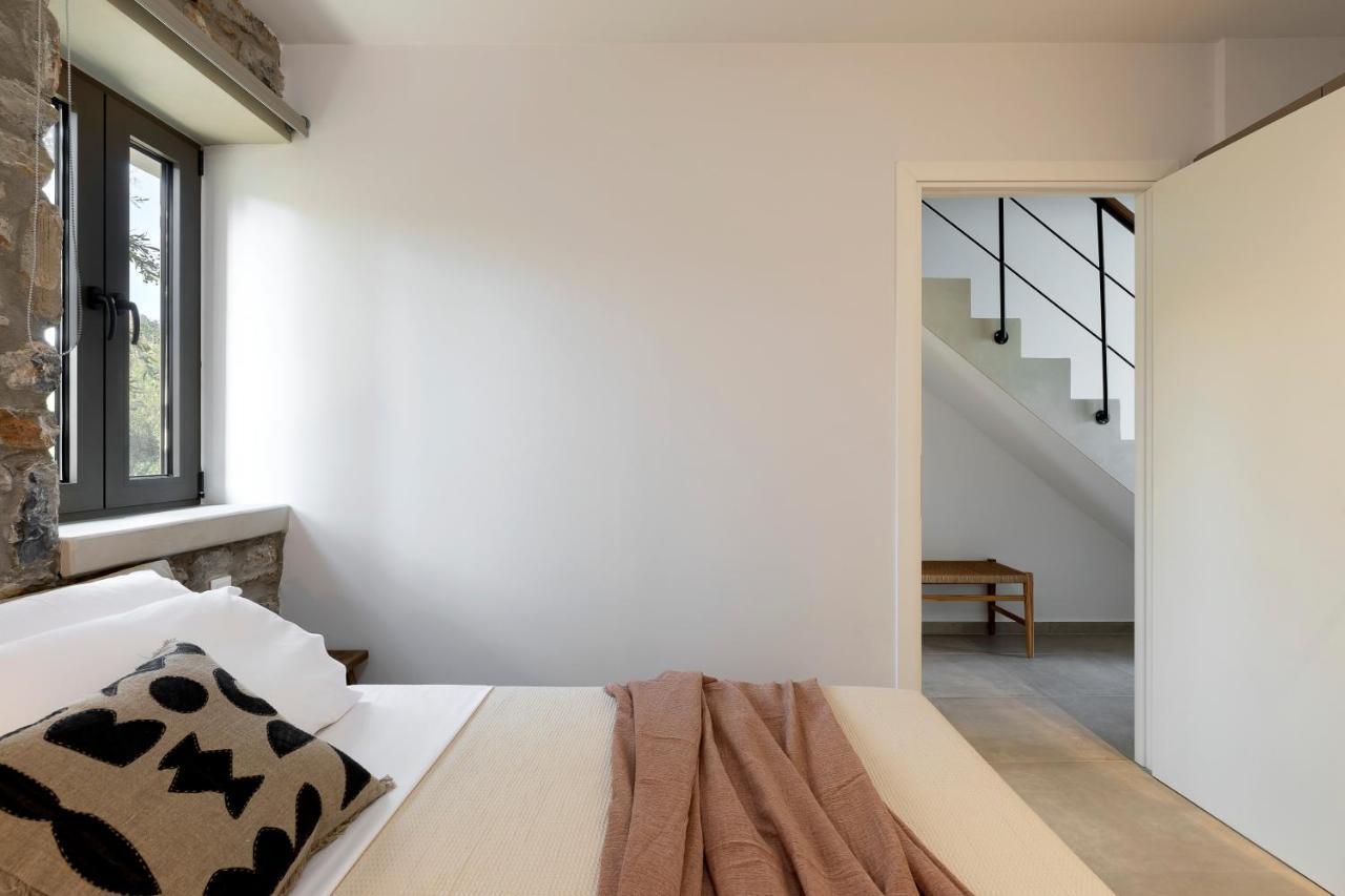 Lichnos Luxury Suites Sourpi Zewnętrze zdjęcie