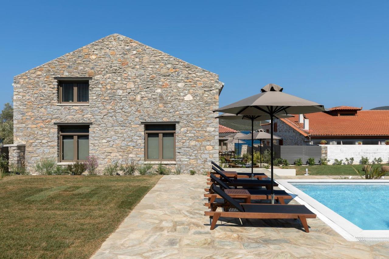 Lichnos Luxury Suites Sourpi Zewnętrze zdjęcie
