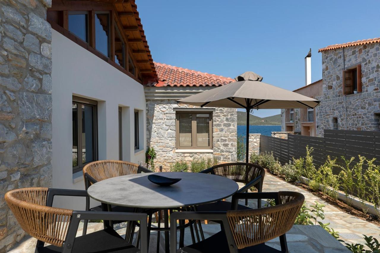 Lichnos Luxury Suites Sourpi Zewnętrze zdjęcie