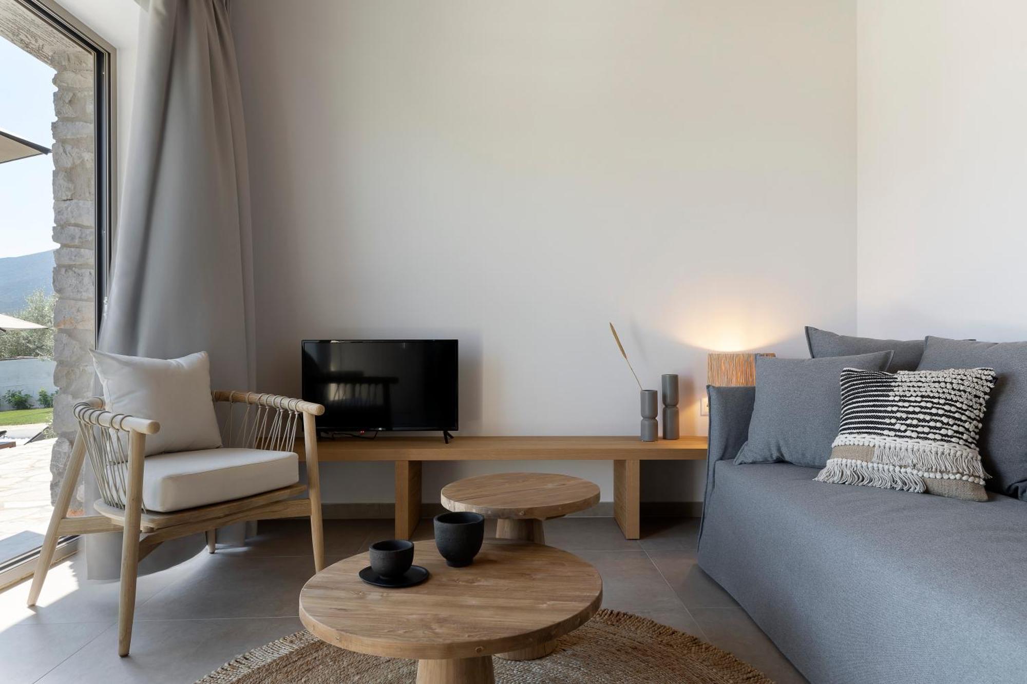 Lichnos Luxury Suites Sourpi Zewnętrze zdjęcie